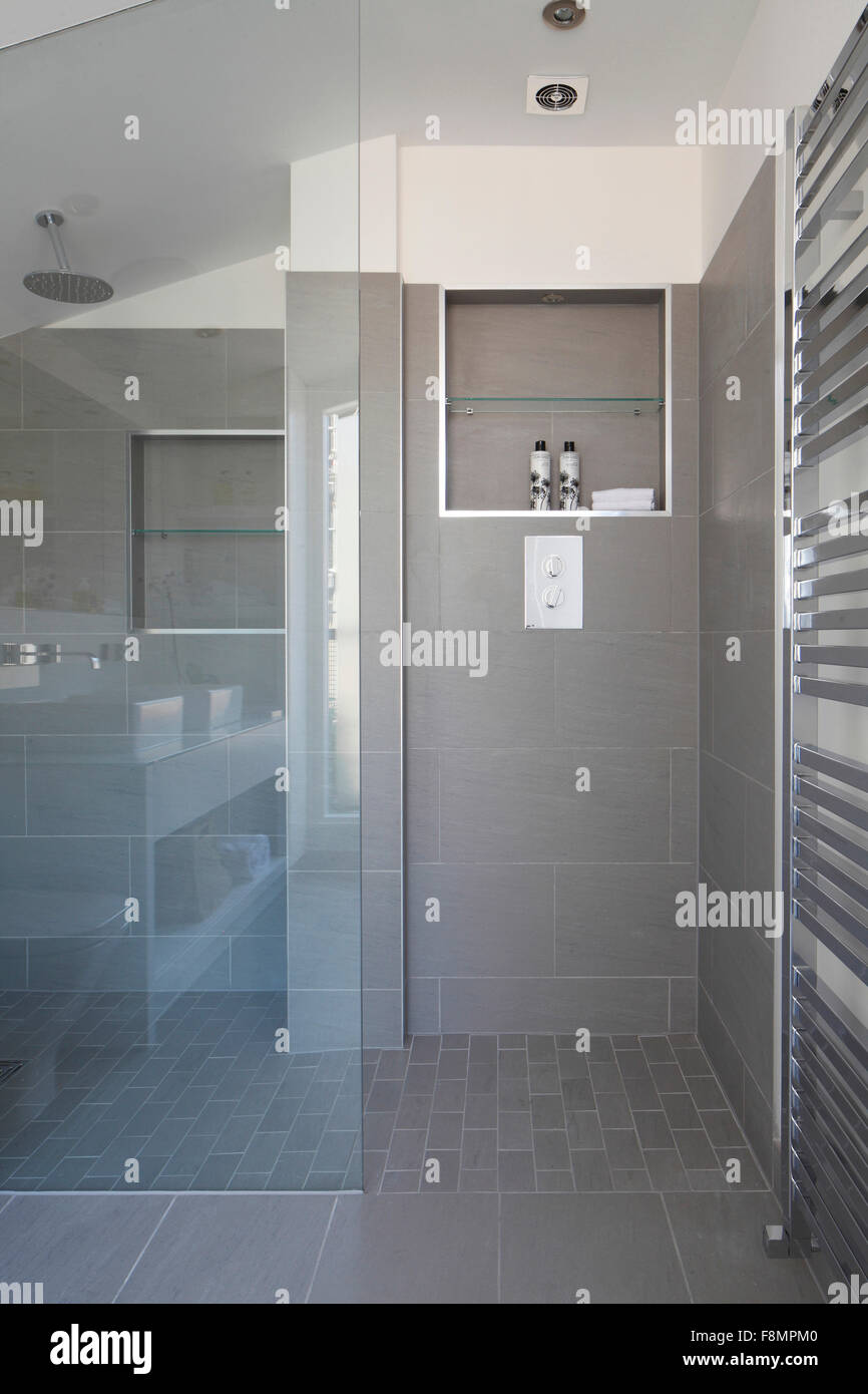 Shower Cubicle High Resolution Stock Photography and Images Alamy