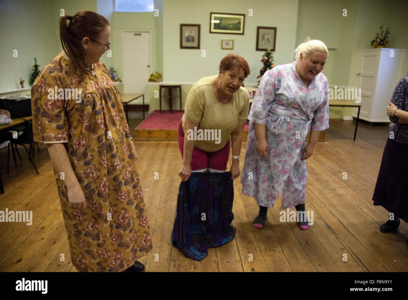 Granny bloomers fancy dress Outlet
