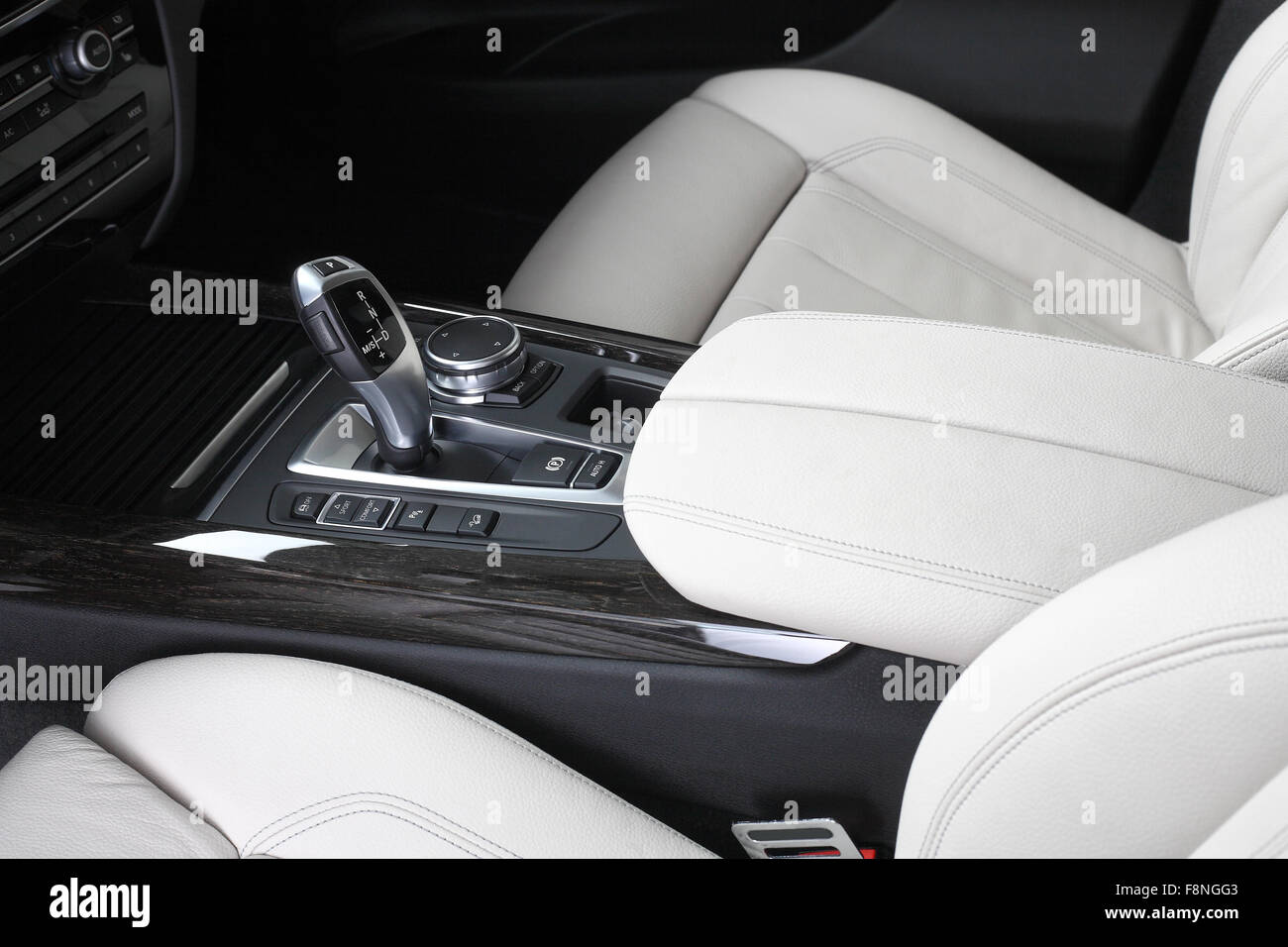 Empty car interior seat hi-res stock photography and images - Alamy