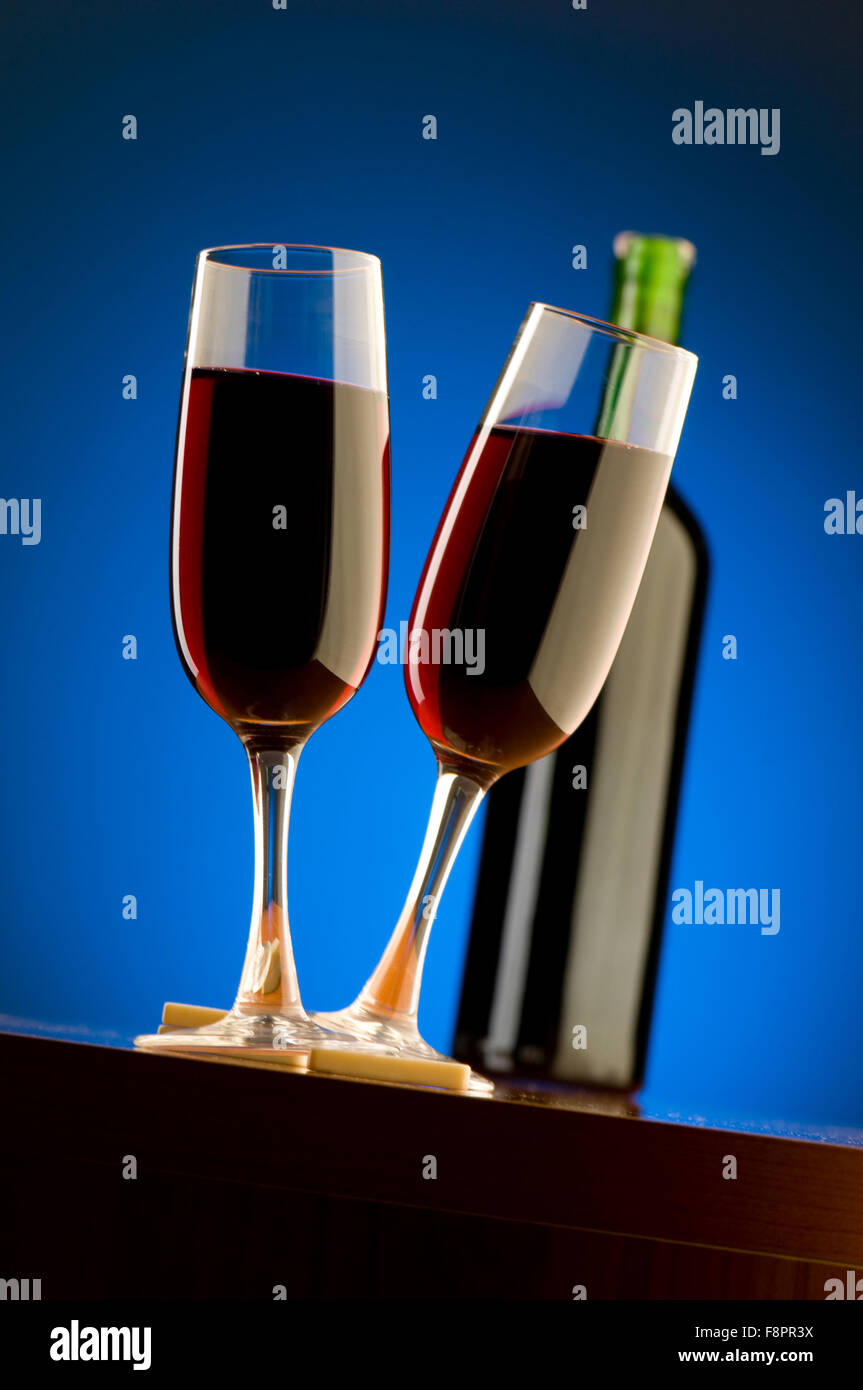 Wine concept with gradient background Stock Photo - Alamy