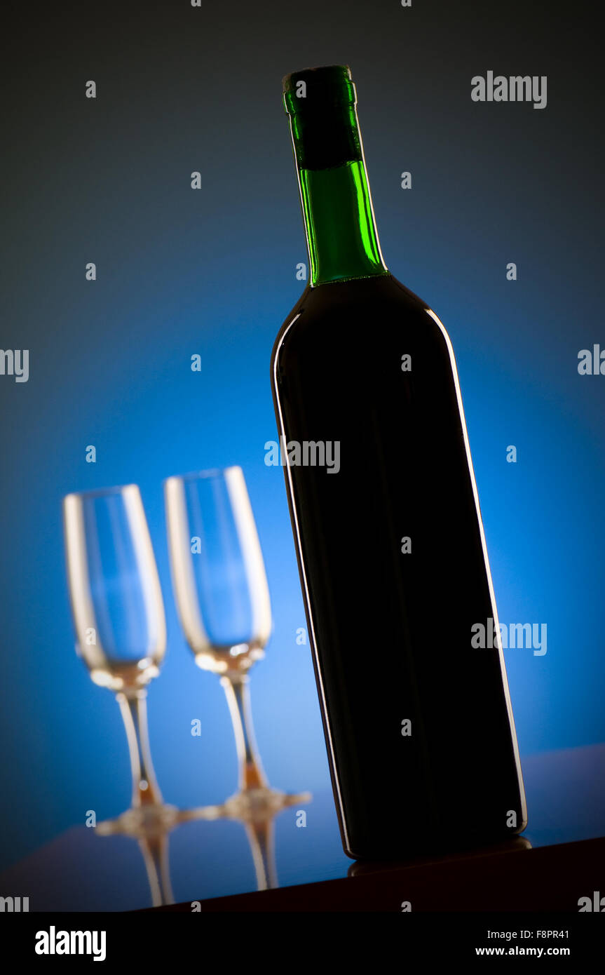 Wine concept with gradient background Stock Photo - Alamy