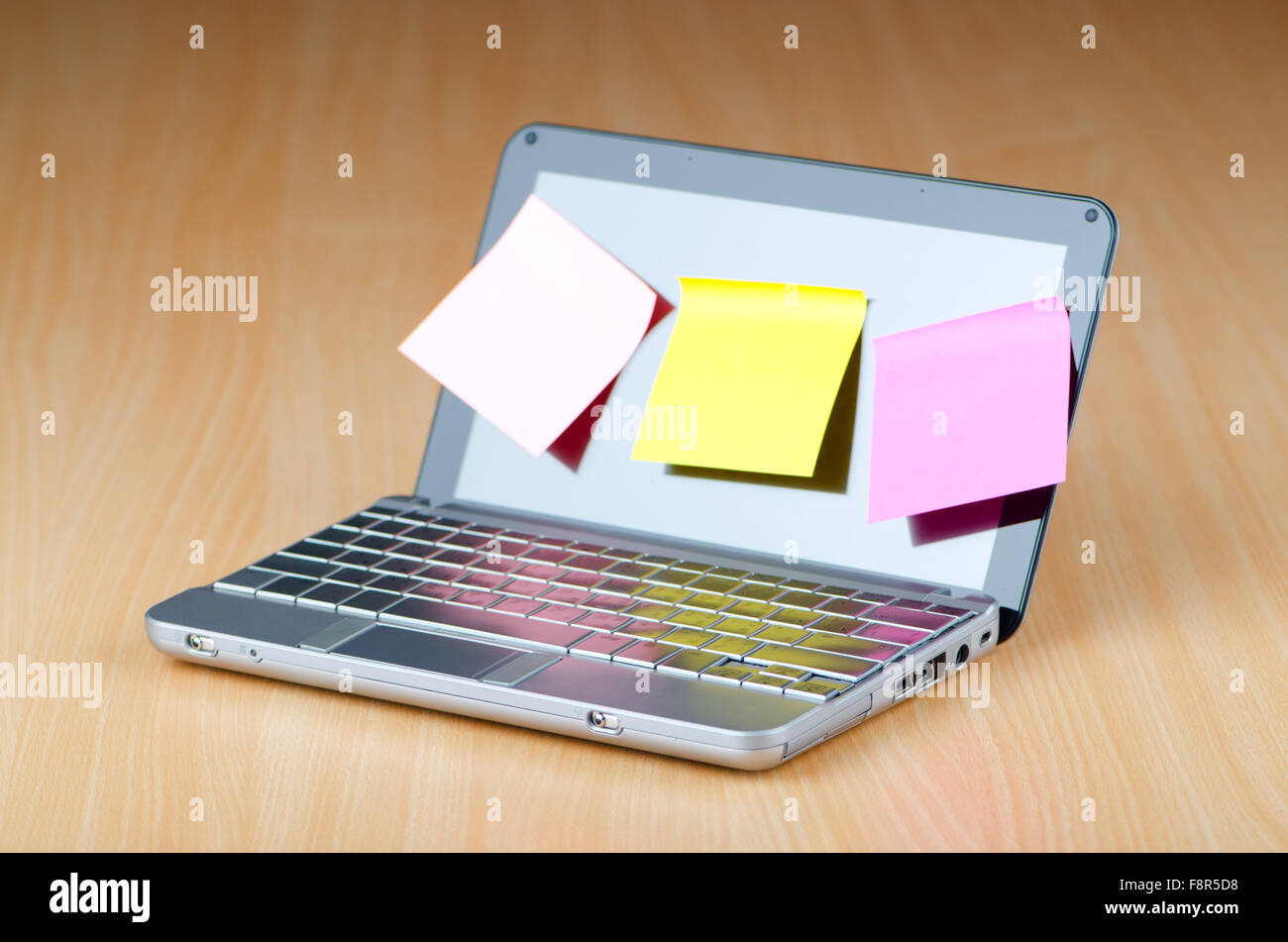 Computer Reminder Notes Netbook with reminder notes Stock Photo - Alamy