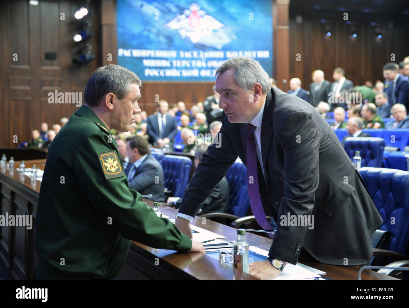 Moscow, Russia. 11th Dec, 2015. Army General Valery Gerasimov (L Stock