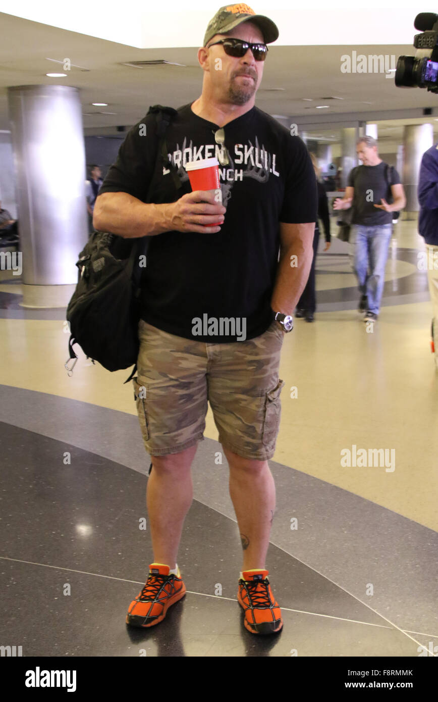 'Stone Cold' Steve Austin at Los Angeles International Airport (LAX)  Featuring: 'Stone Cold' Steve Austin, Steve Austin Where: Los Angeles, California, United States When: 09 Nov 2015 Stock Photo