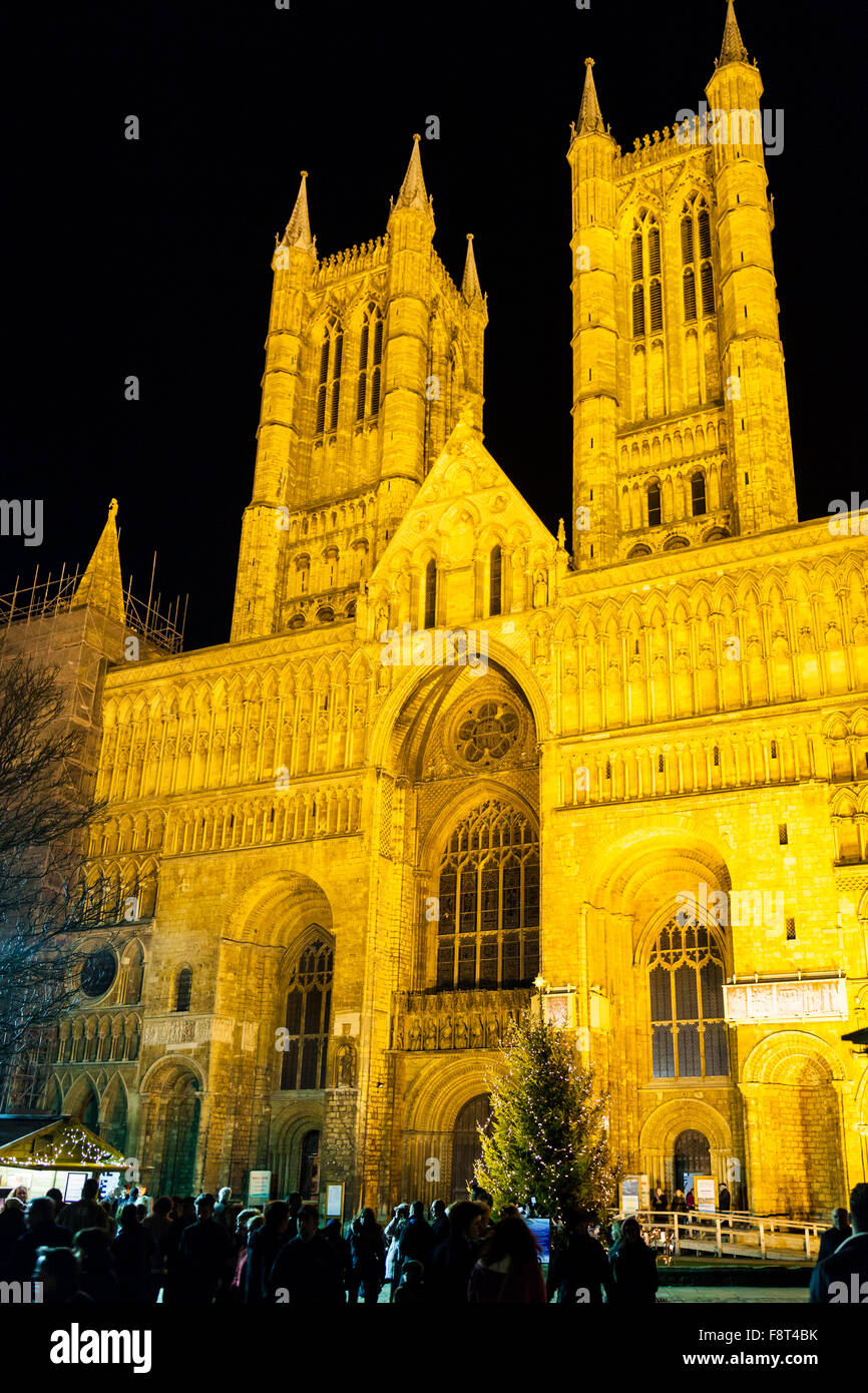 Lincoln cathedral christmas tree hires stock photography and images