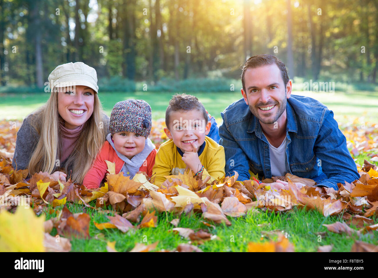 The family den hi-res stock photography and images - Alamy