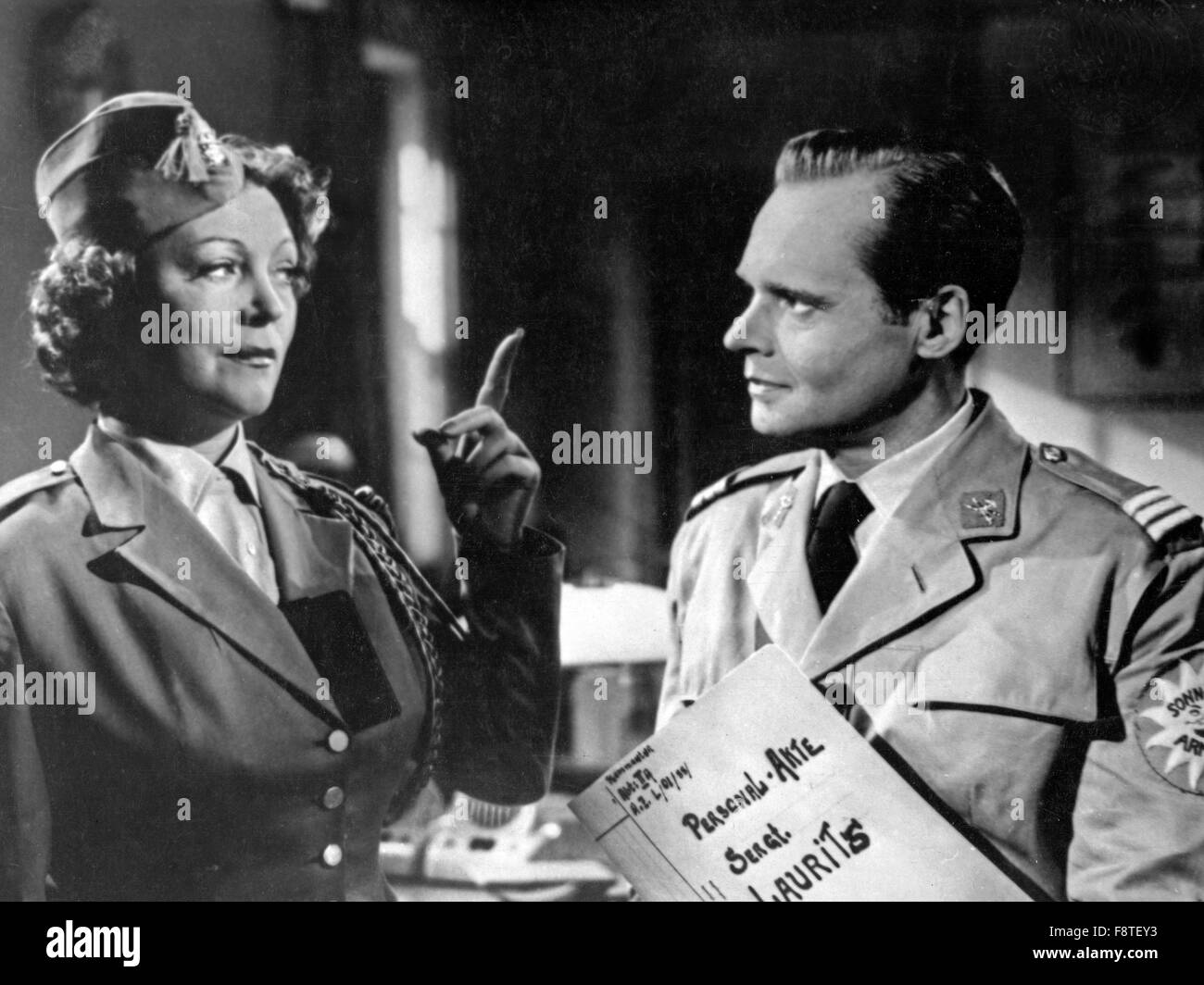Fritz und Friederike, Deutschland 1952, Regie: Geza von Bolvary, Darsteller: Loni Heuser, Albert Lieven Stock Photo