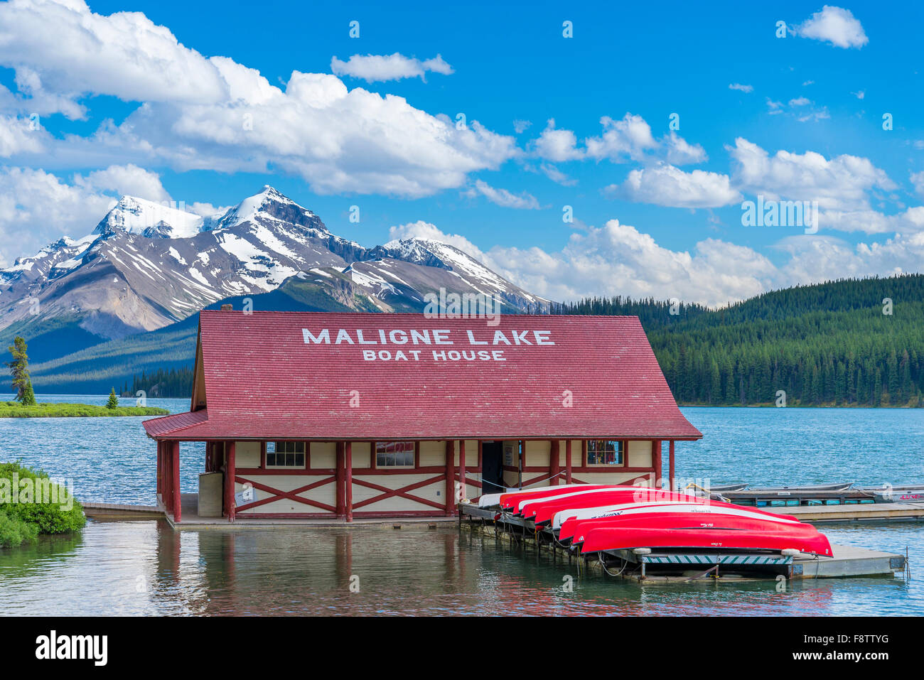 Maligne lake boat house jasper national park canoe canoes hires stock