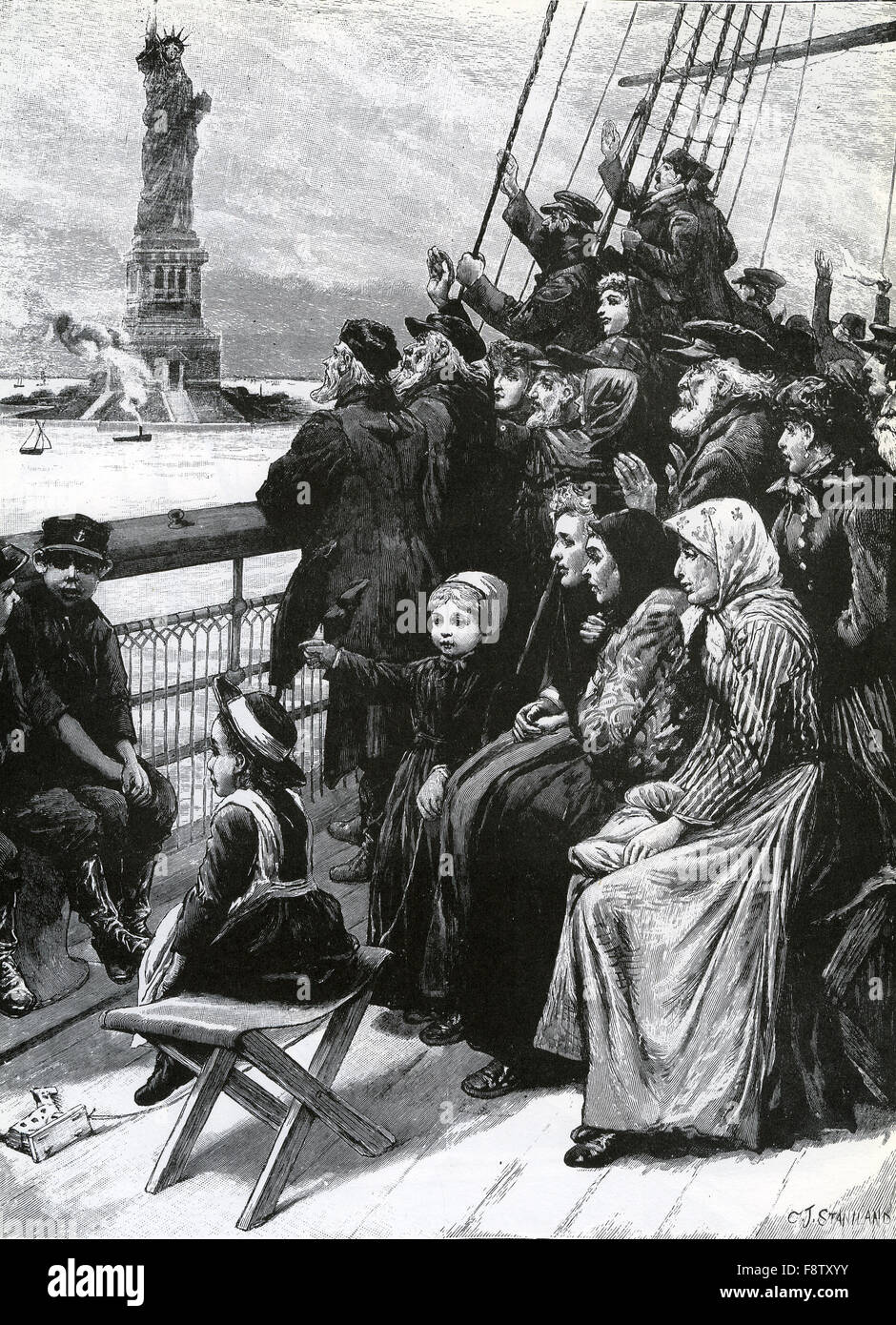 JEWISH RUSSIAN IMMIGRANTS passing the Statue of Liberty as they arrive in New York in 1892 Stock Photo