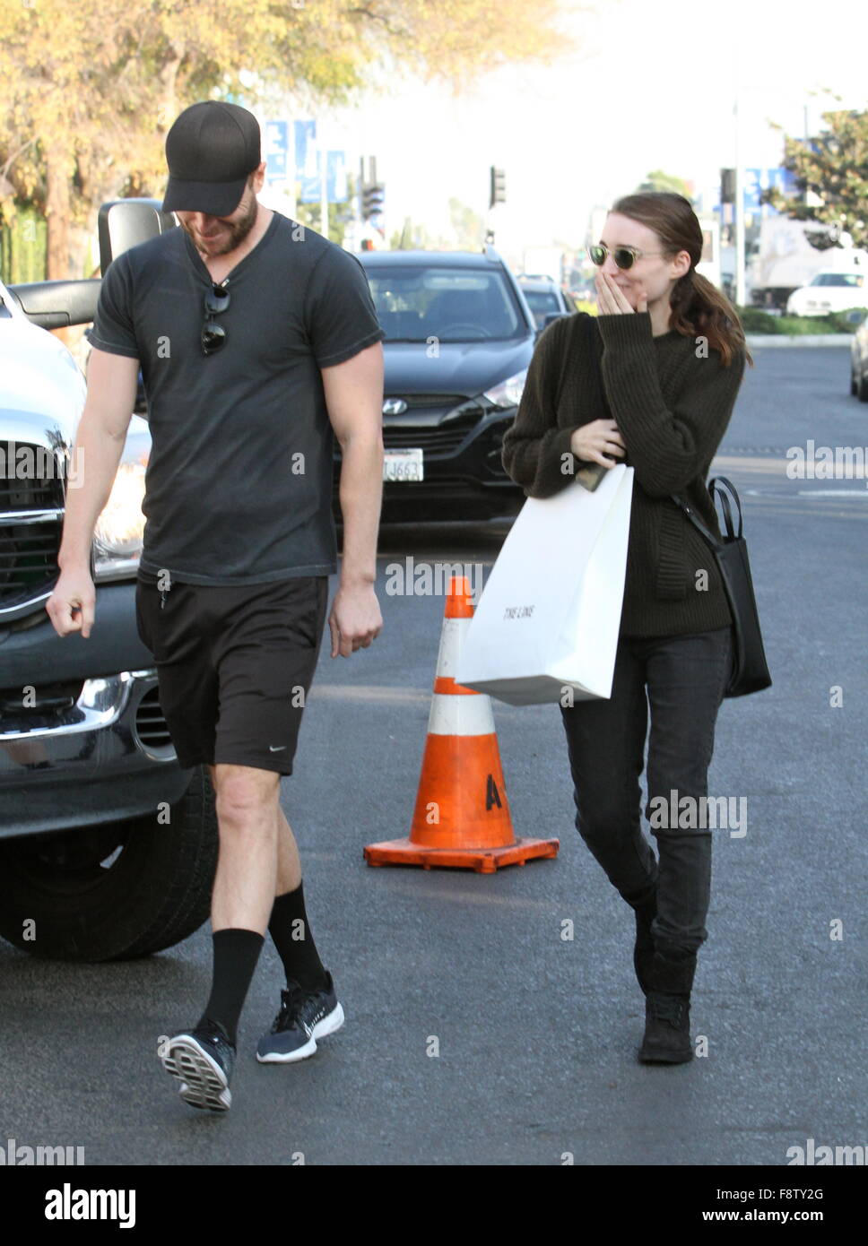 Rooney Mara Shops With Friend Stock Photo - Alamy