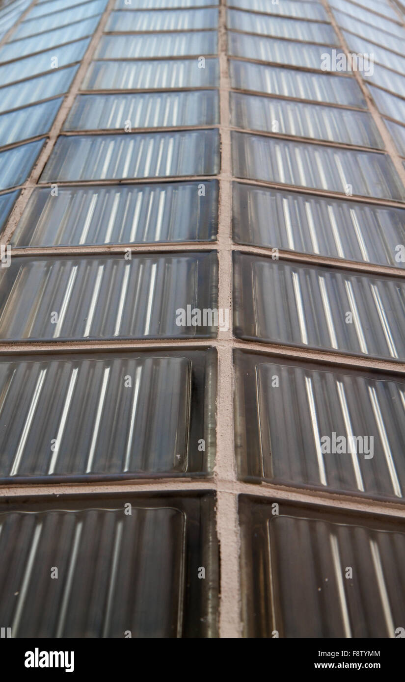 Curved glass wall Stock Photo - Alamy