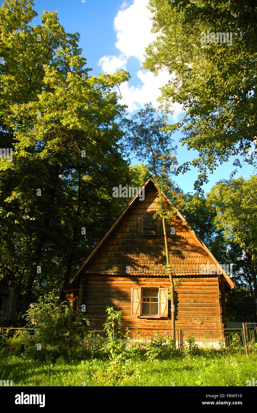 Wooden house in the forest in summer Stock Photo - Alamy