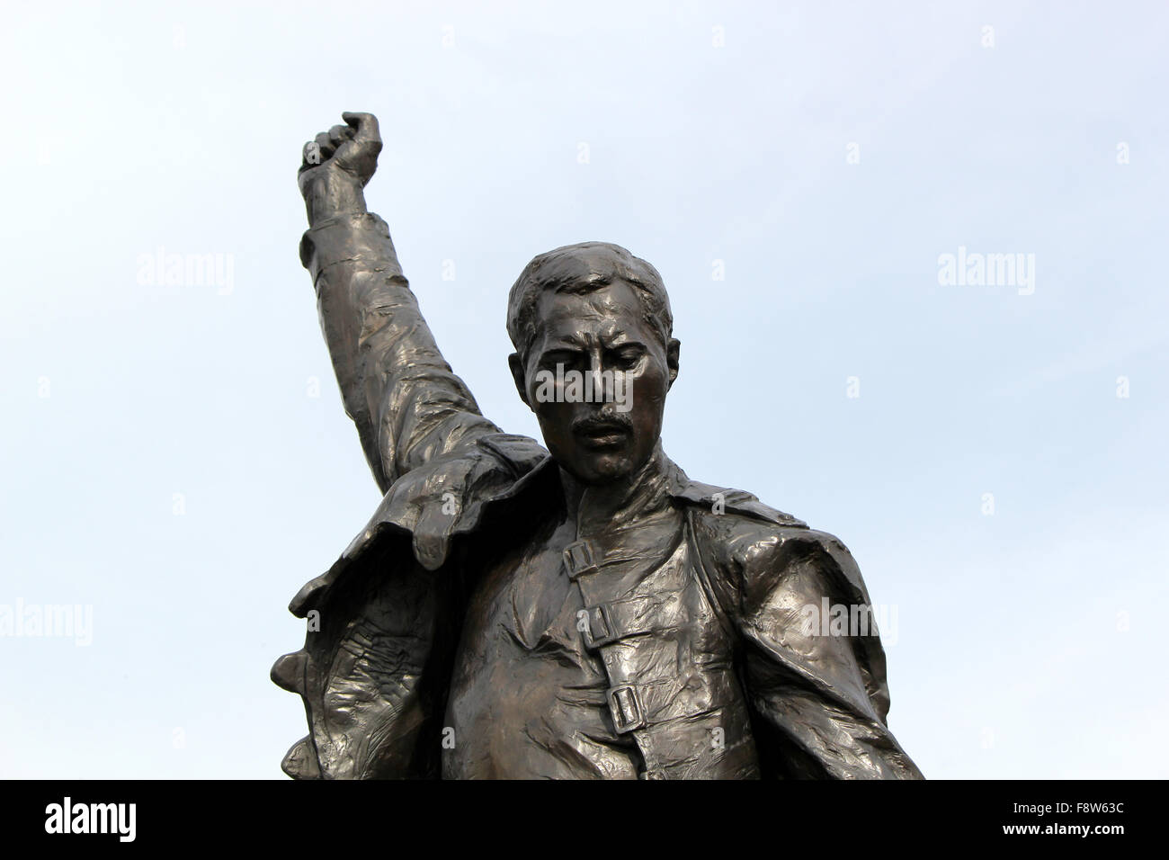 Freddie Mercury Statue Stock Photo Alamy Freddie Mercury Statue Stock Photo Alamy