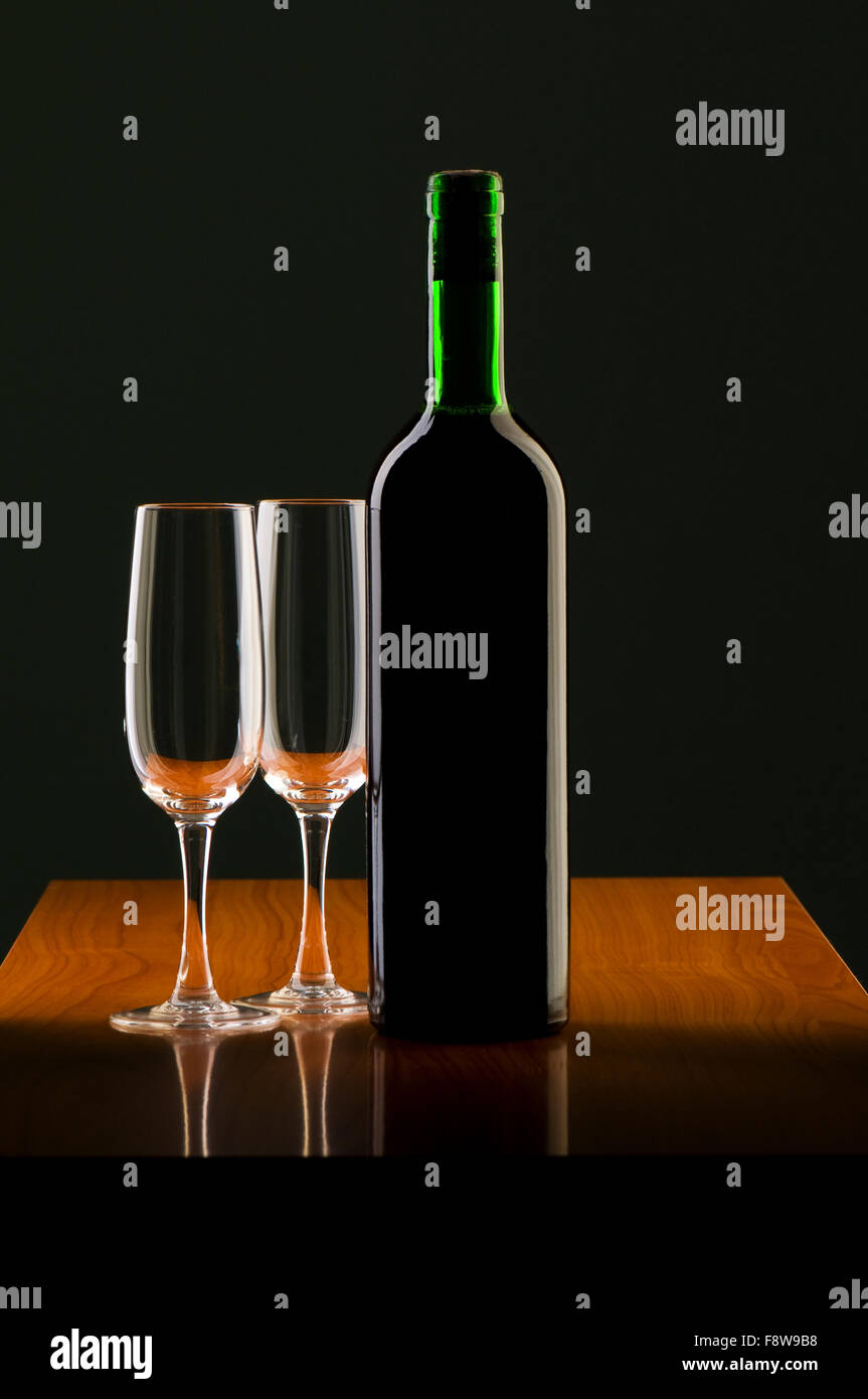 Wine concept with gradient background Stock Photo - Alamy