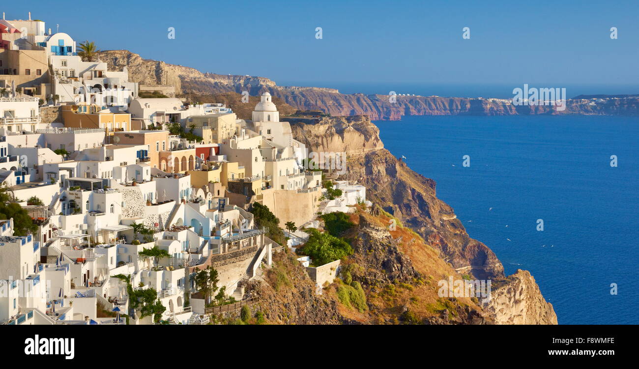 Thira (capital city of Santorini) - village situated on the cliff, Santorini Island, Cyclades, Greece Stock Photo