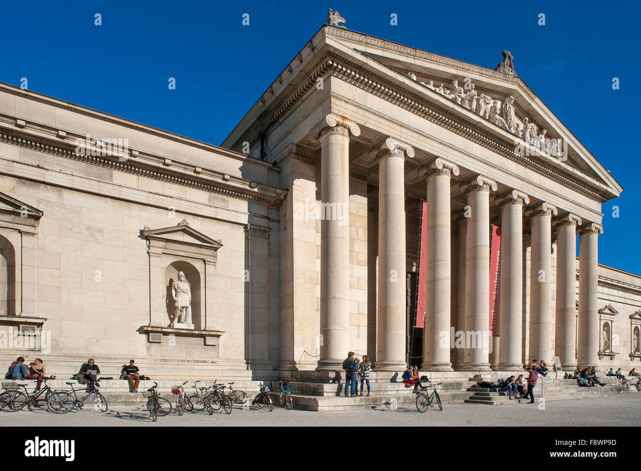 Glyptothek, architect Leo von Klenze, Königsplatz, Munich, Bavaria ...
