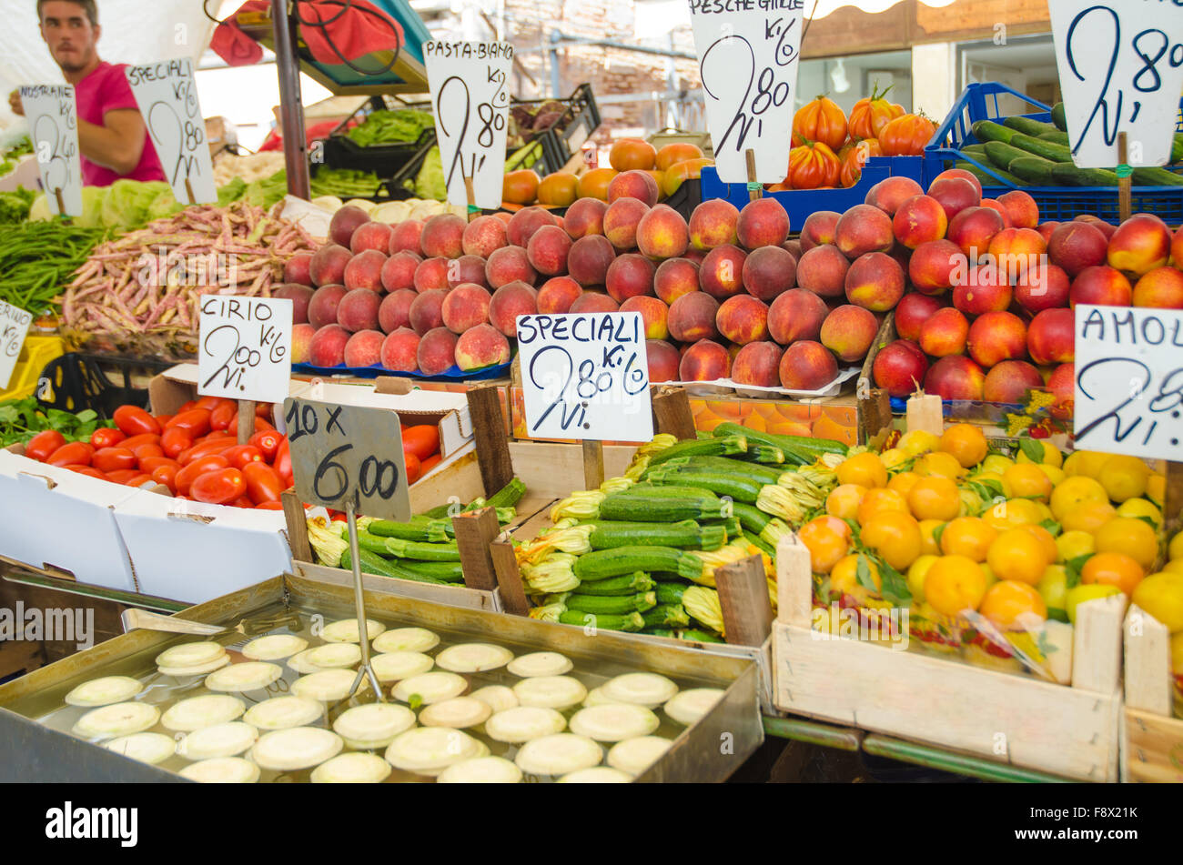 Fruits and vegetables at the market stall Stock Photo - Alamy