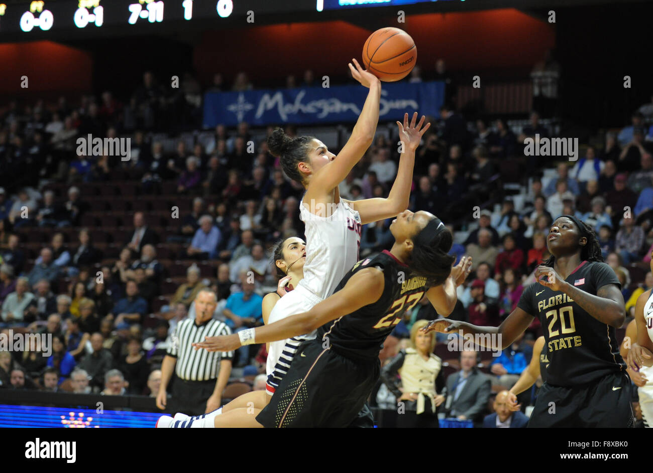 Uncasville, Connecticut, USA. 11th Dec, 2015. Kia Nurse (11) of the Uconn Huskies in action during a game against the Florida State Seminoles at the Mohegan Sun Arena in Uncasville, Connecticut. Gregory Vasil/CSM/Alamy Live News Stock Photo