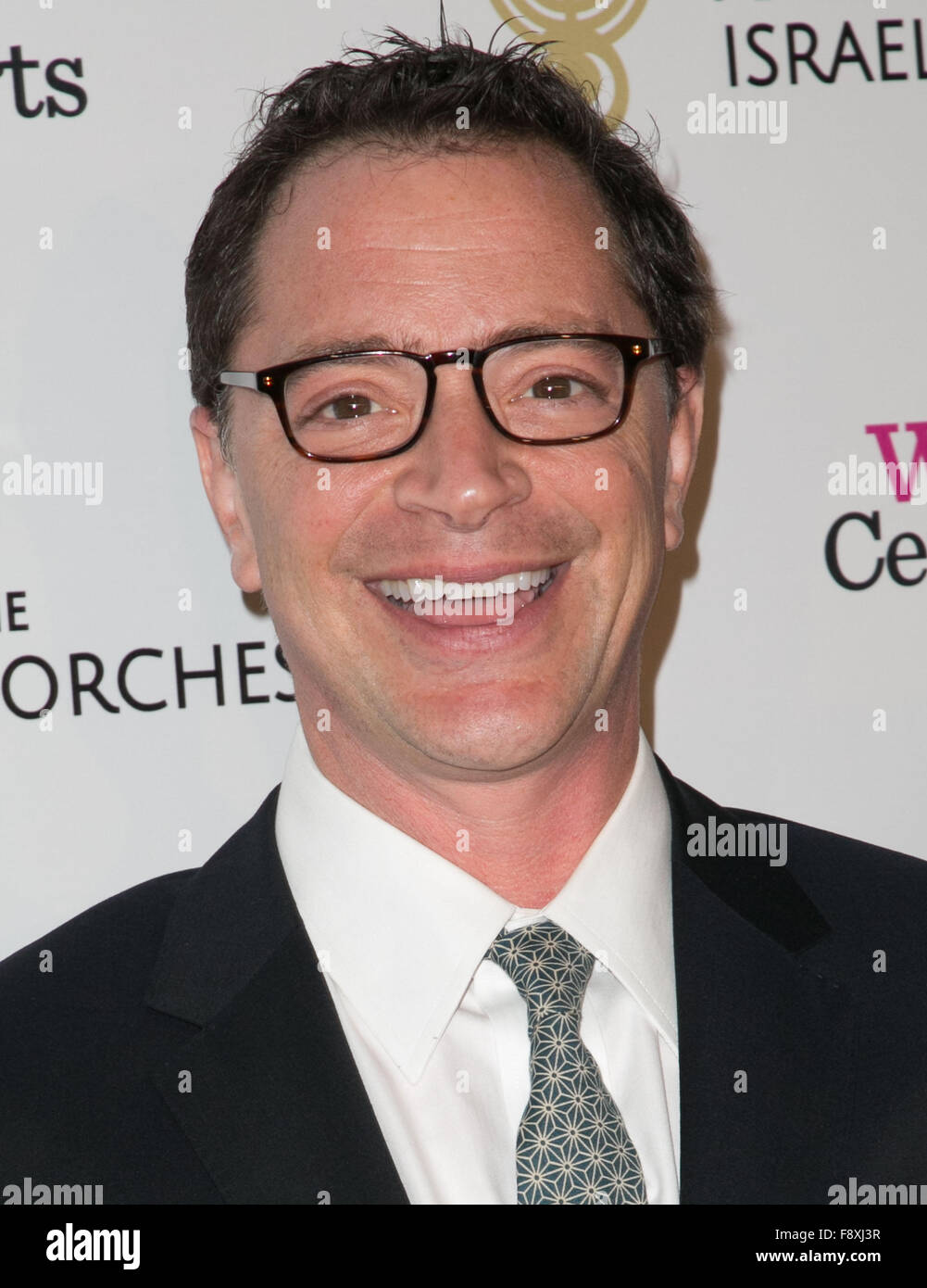 Celebrities attend The Wallis Annenberg Center for the Performing Arts and the American Friends of the Israel Philharmonic Orchestra’s “Duet Gala” at Wallis Annenberg Center for the Performing Arts in Beverly Hills.  Featuring: Joshua Malina Where: Los An Stock Photo