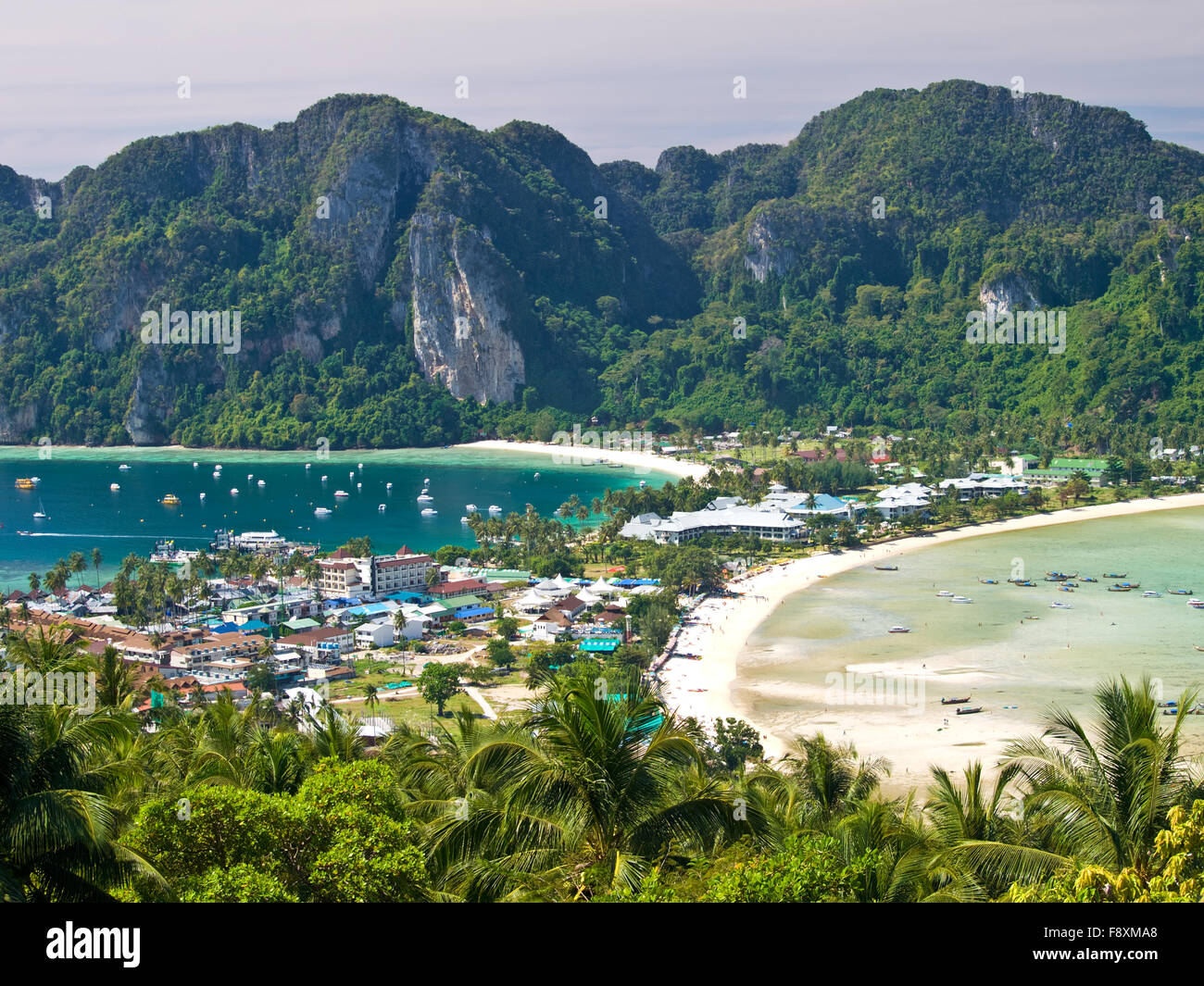 Tropical island bird eye view hi-res stock photography and images - Alamy