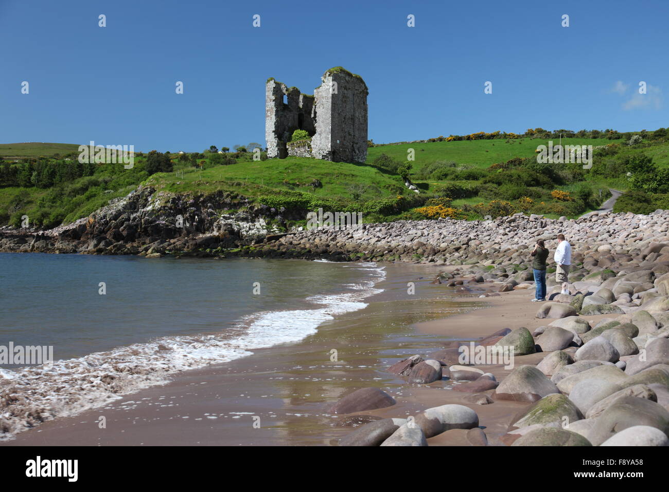 Ireland Bay Rocks Castle, Irish coastline, waves, rocks, seashore. cliffs Stock Photo - Alamy
