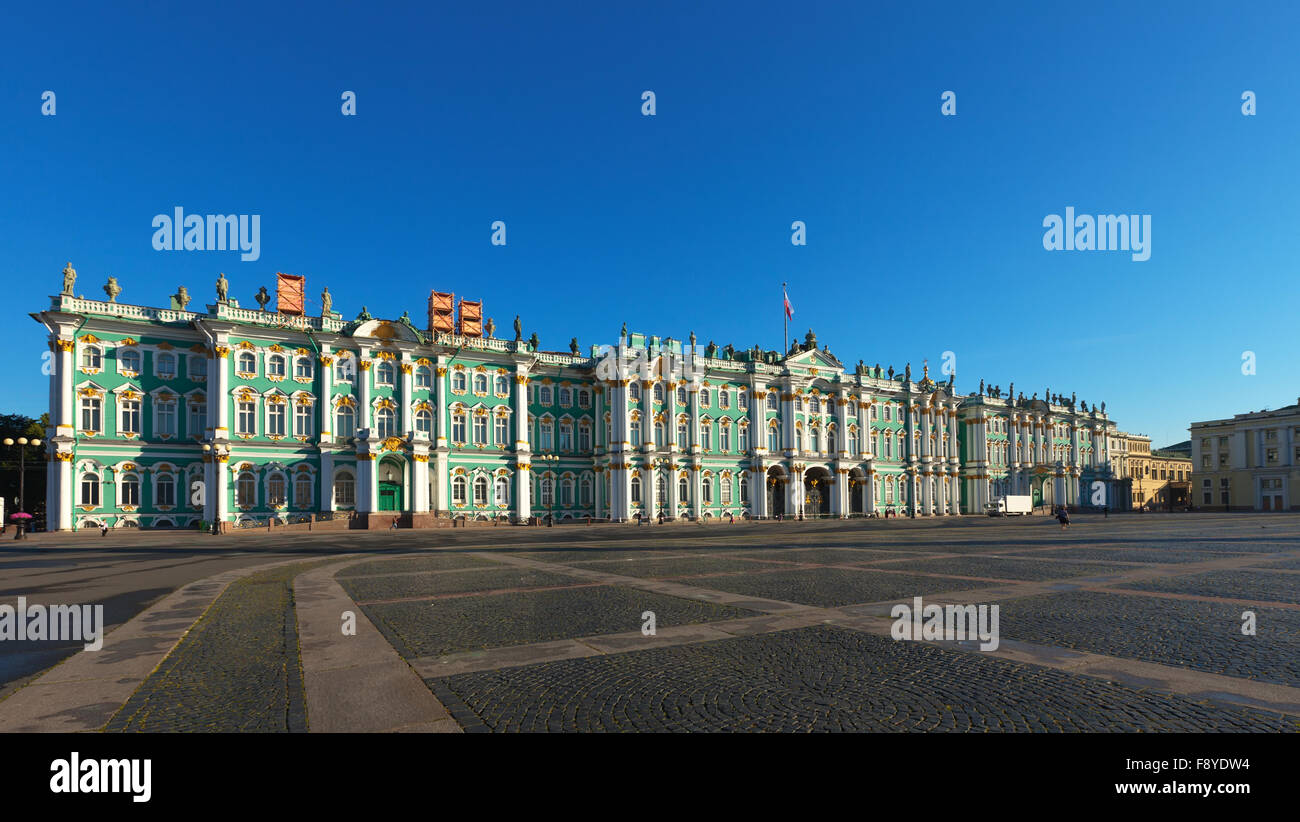 View of St. Petersburg. The Winter Palace from Palace Square Stock ...