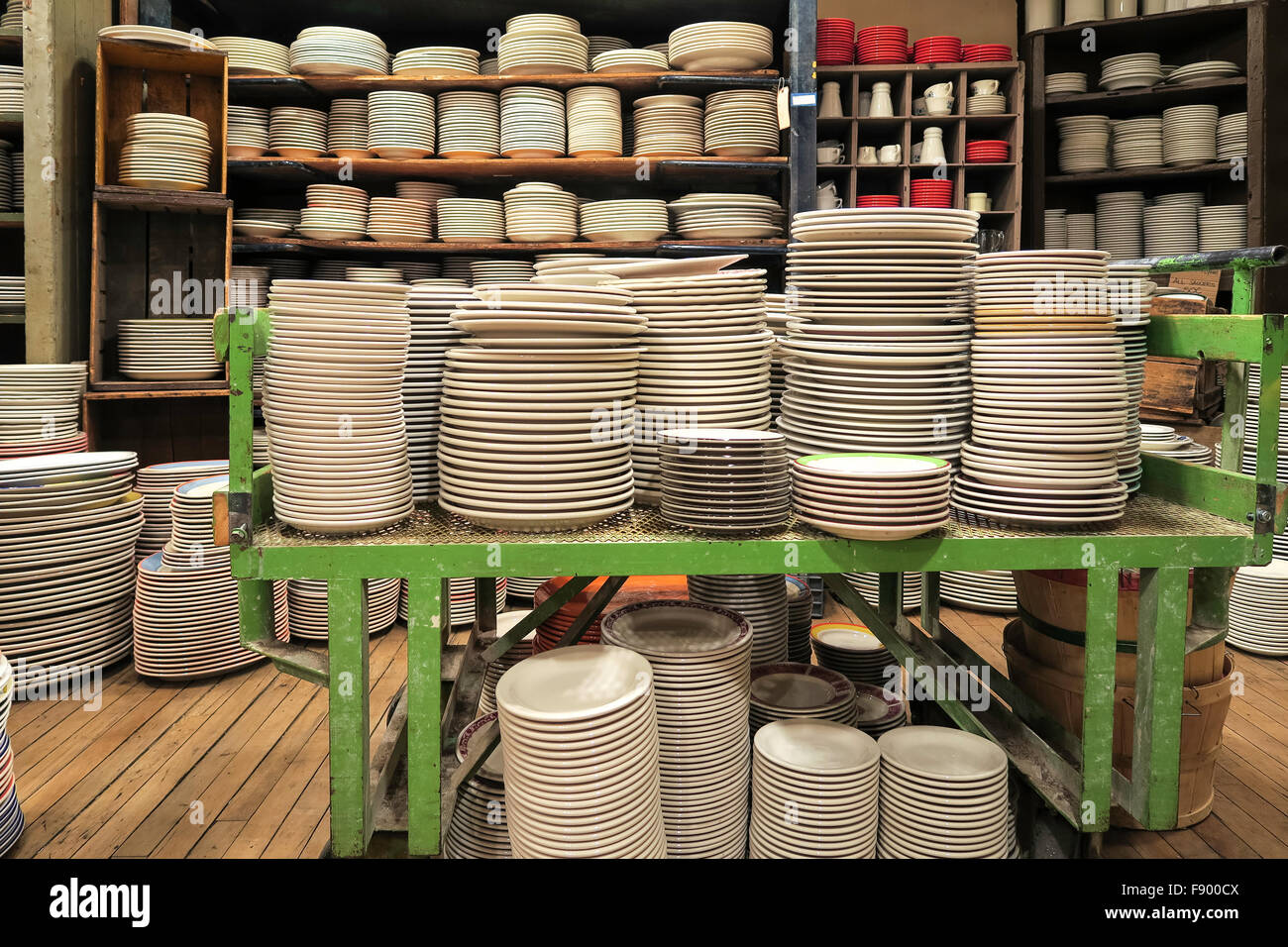 Fishs Eddy Home Goods Store, NYC Stock Photo Alamy
