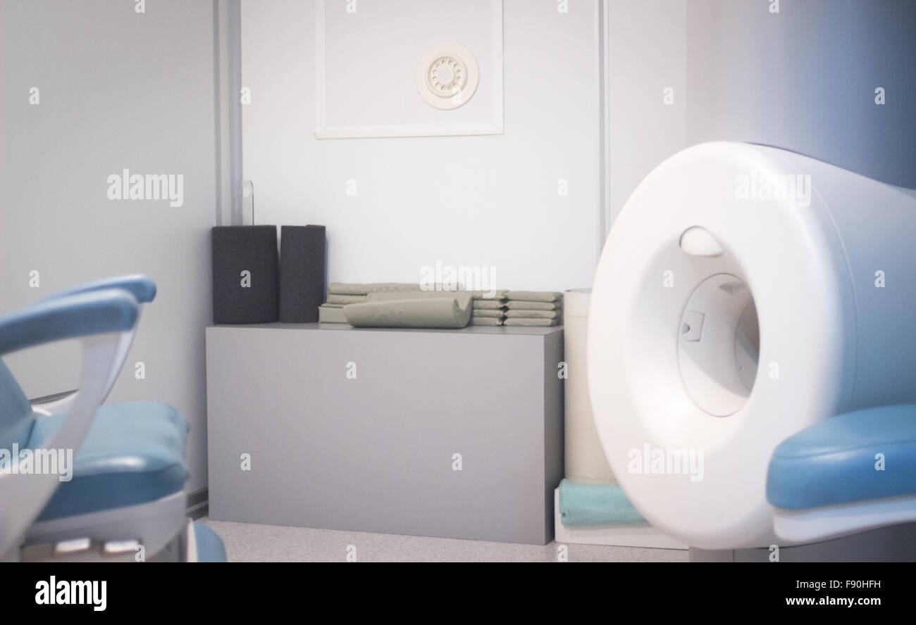 Fully open high field Resonance Image MRI Nuclear CAT Scan