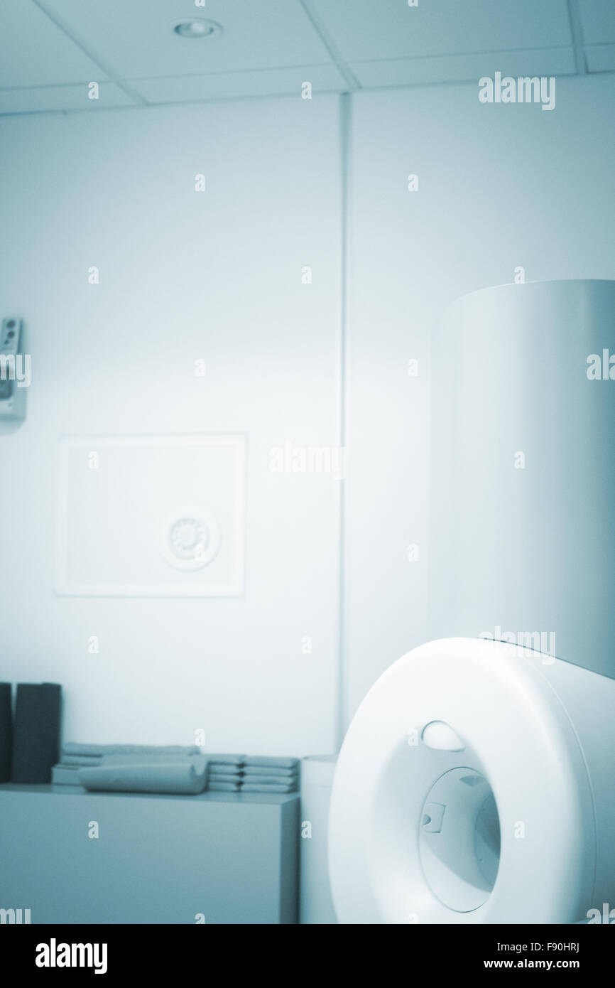 Fully open high field Resonance Image MRI Nuclear CAT Scan