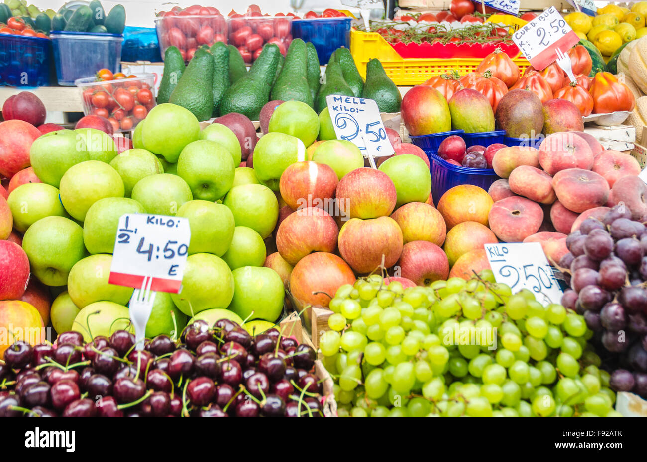 Fruits and vegetables at the market stall Stock Photo - Alamy