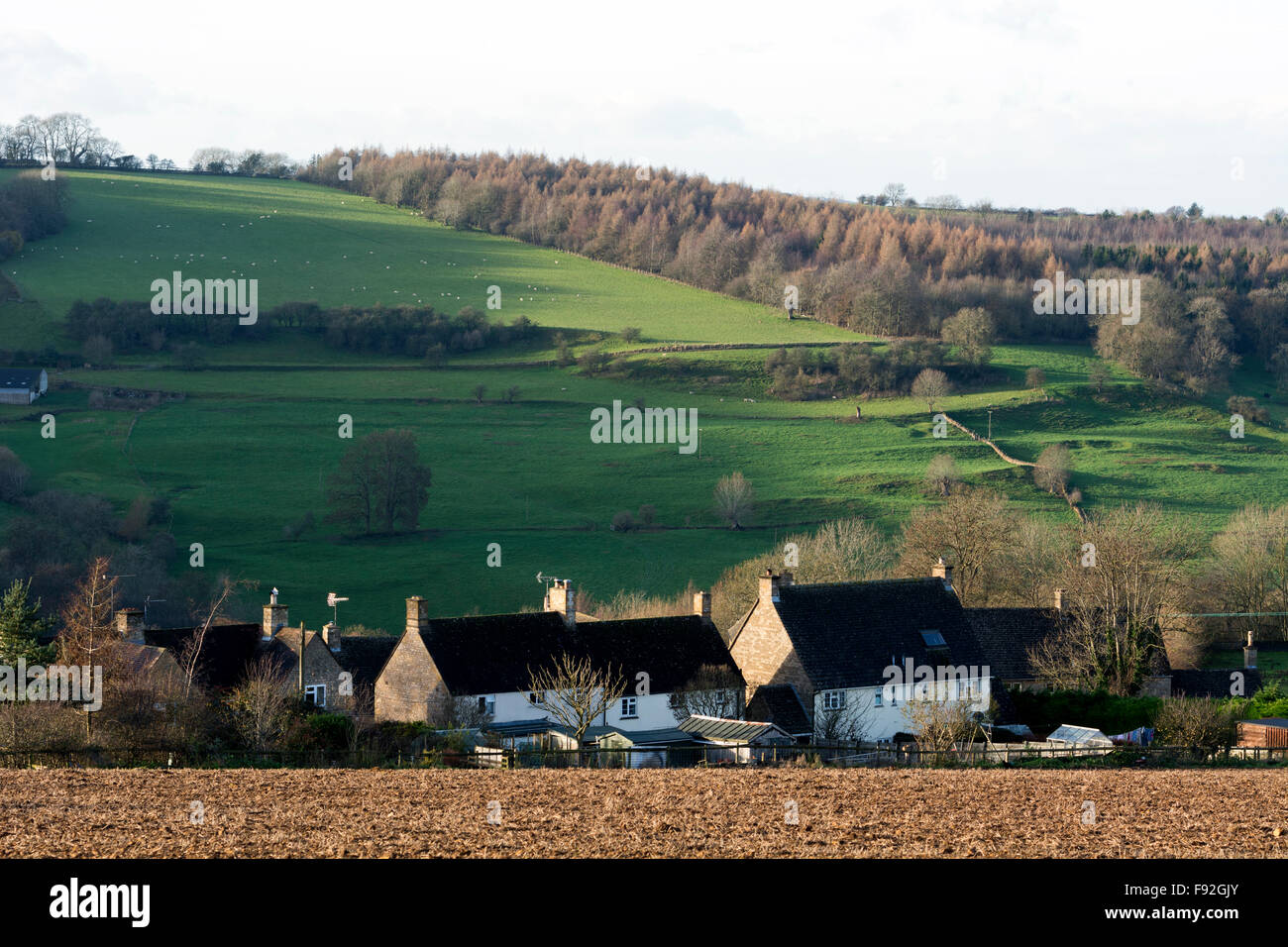 Cotswold village villages hires stock photography and images Alamy