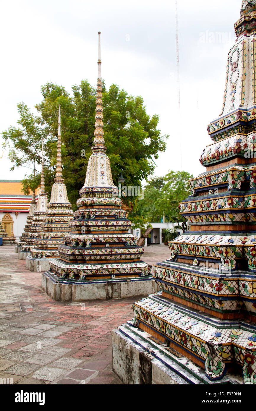 Thailand Bangkok Wat Arun temple detail Stock Photo - Alamy