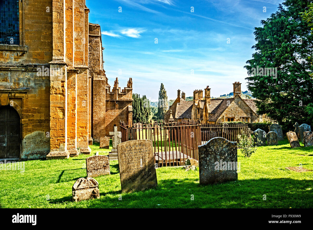 Church St. Peter and St. Paul in the Cotswold village of Blockley, Gloucestershire, location of the tv series Father Brown Stock Photo