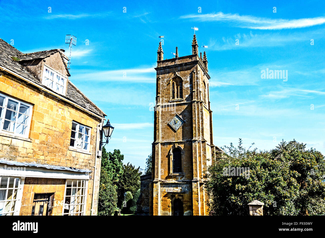 Church St. Peter and St. Paul in the Cotswold village of Blockley, Gloucestershire, location of the tv series Father Brown Stock Photo