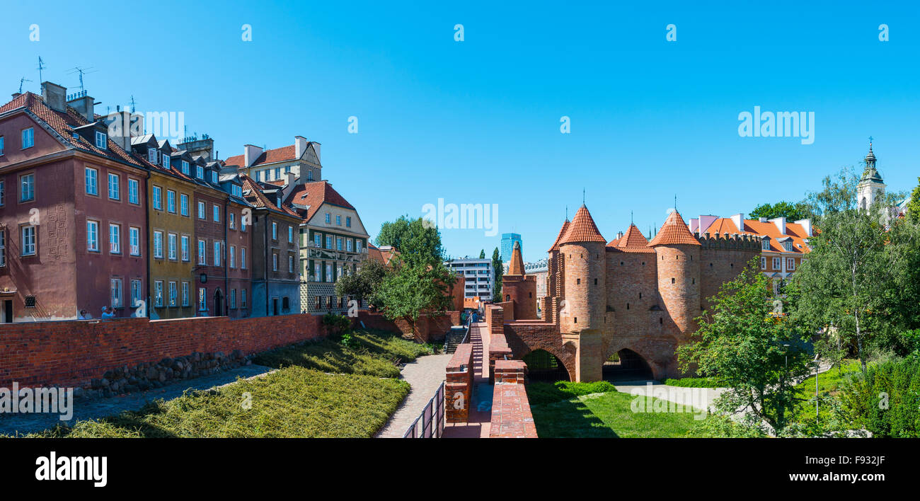 City wall and old houses, historic centre, Warsaw, Mazovia Province, Poland Stock Photo