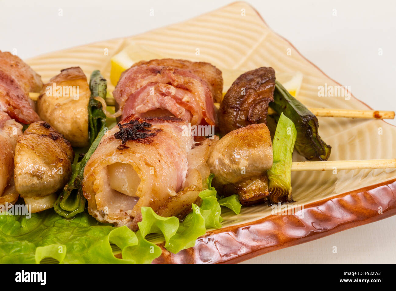 Bacon wrapped grilled Scallops with mushrooms and bacon Stock Photo Alamy