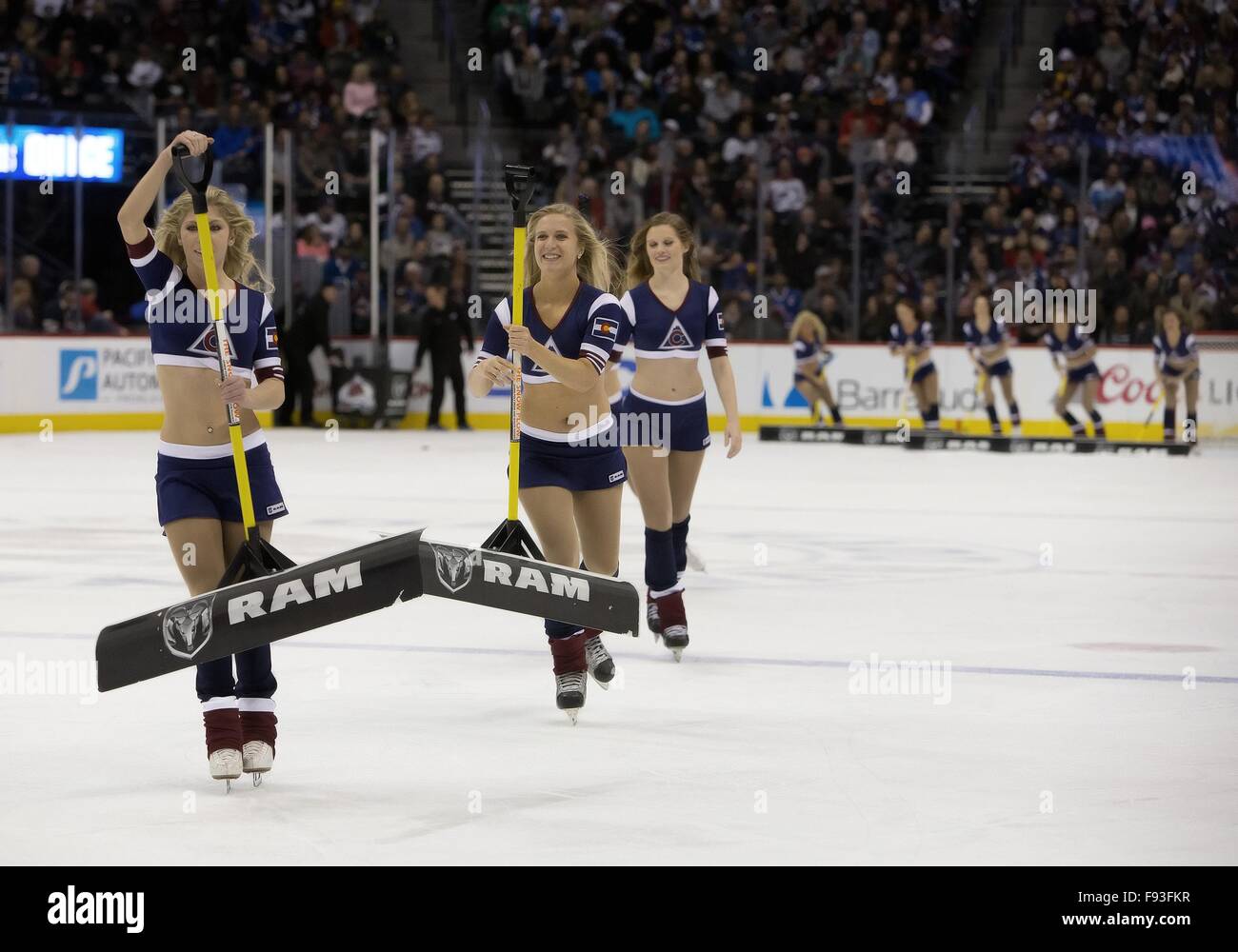 Denver, Colorado, USA. 15th Apr, 2019. Avalanche Ice Girls cross