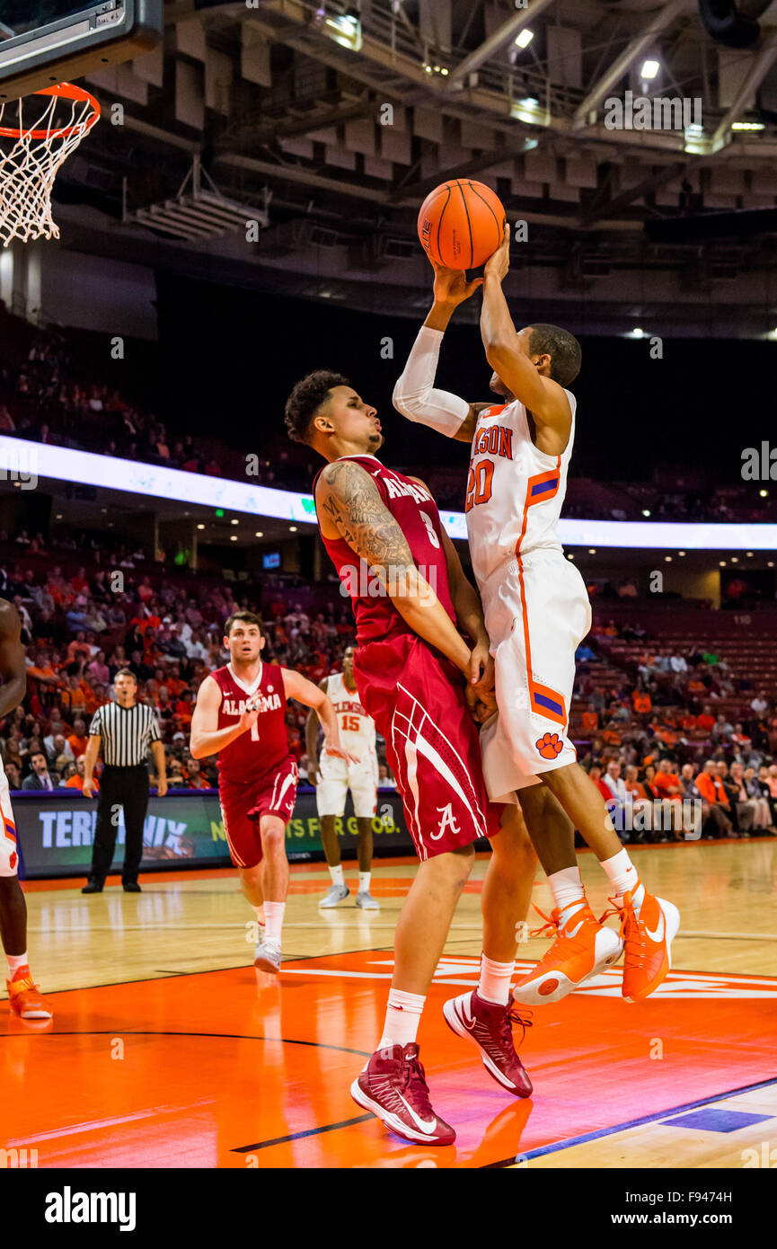 Alabama Crimson Tide forward Michael Kessens (3) draws a charge foul