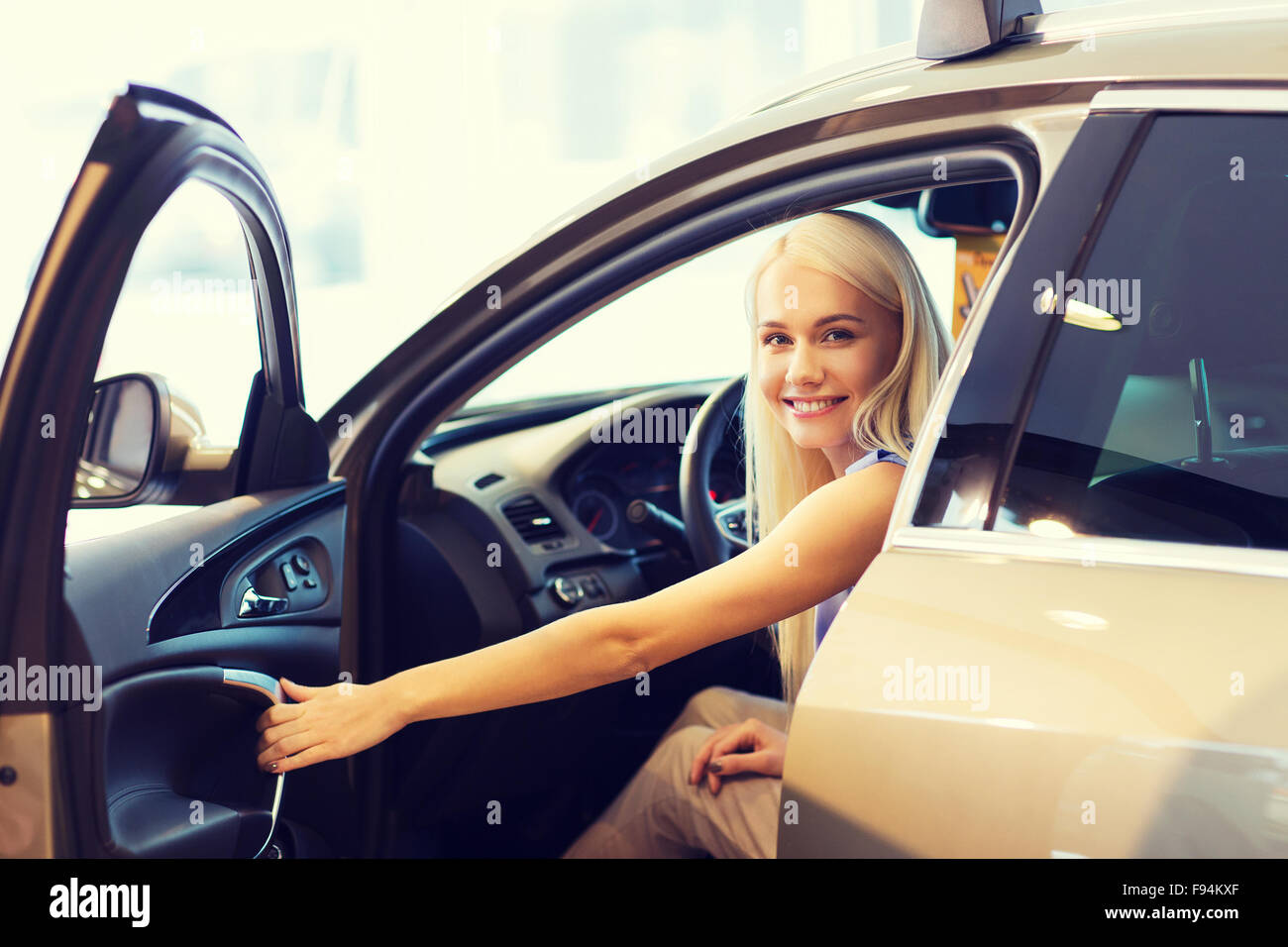 Woman driving open car hi-res stock photography and images - Page 15 - Alamy