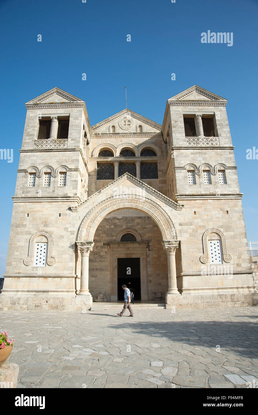 Exterior of the Franciscan church of the Transfiguration, mount Tabor, Jezreel Valley, Galilee, Israel (architect Antonio Barluz Stock Photo
