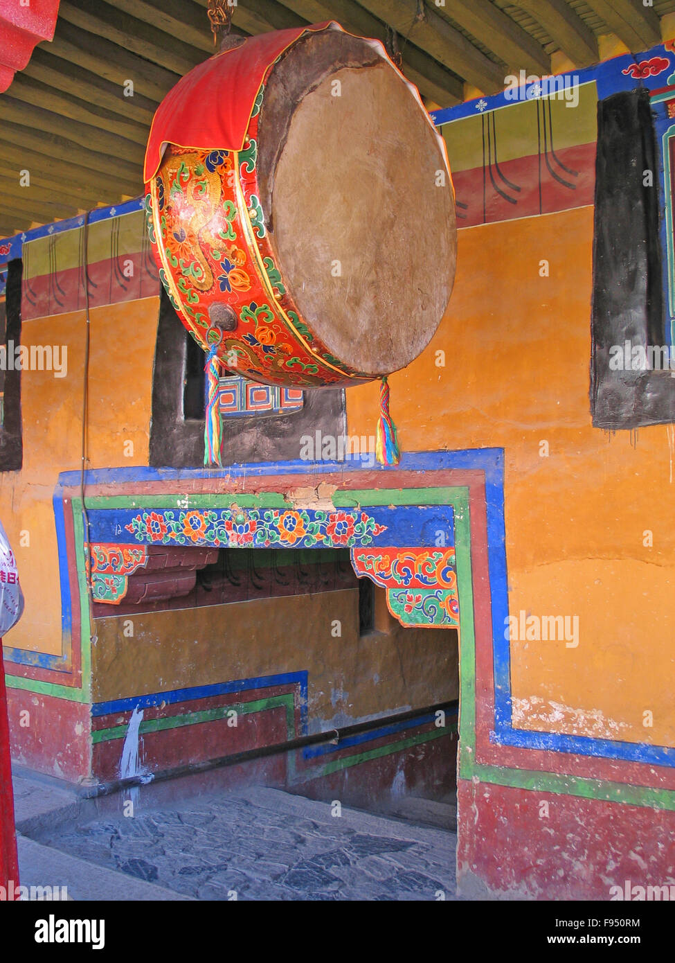 Tibetan drum hi-res stock photography and images - Alamy