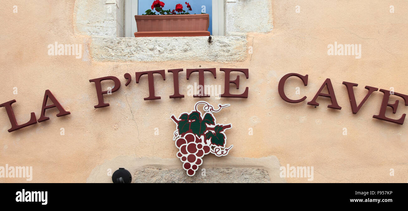 France, Bourgogne, Beaune, wine shop sign Stock Photo Alamy