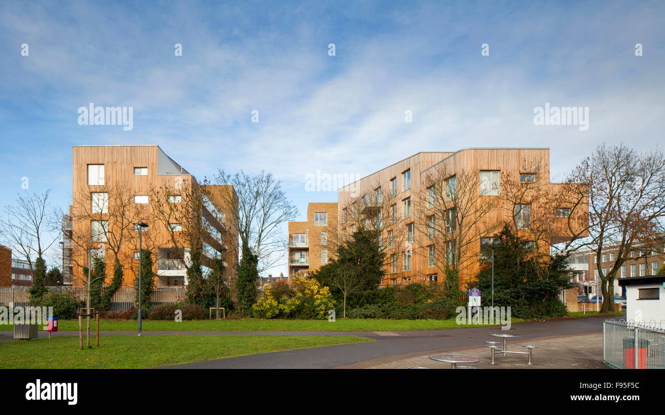 Wates Living Space are creating a new community for One Housing Group at Kidwells Estate in the centre of Maidenhead. View of apartment buildings on Kidweslls Estate. Grass area or lawn in view. Stock Photo