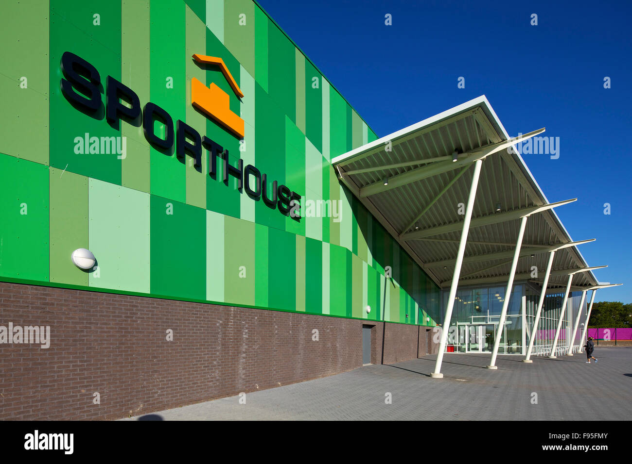 Sporthouse, Mayesbrook Park Sports Arena, Dagenham. Close up of the Sporthouse sign on the exterior wall of the venue. Stock Photo