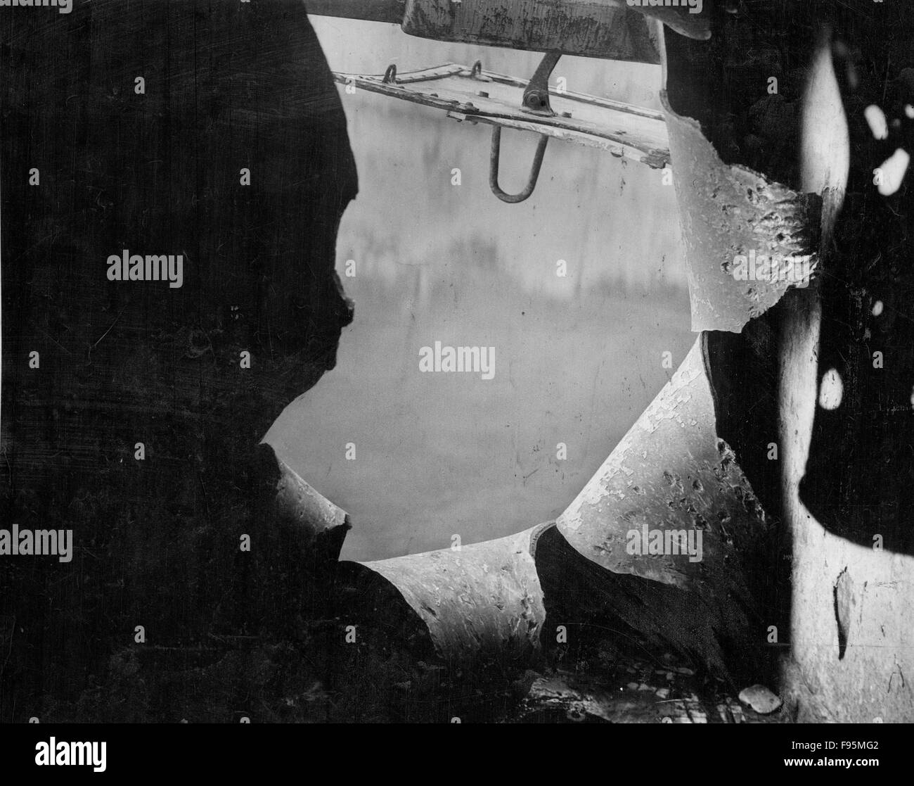 Naval battles hi-res stock photography and images - Alamy