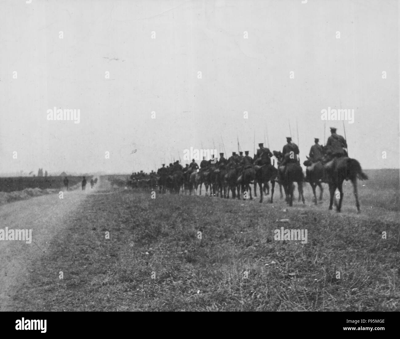 British Front, Belgium, 1914. Retreat From Mons Stock Photo