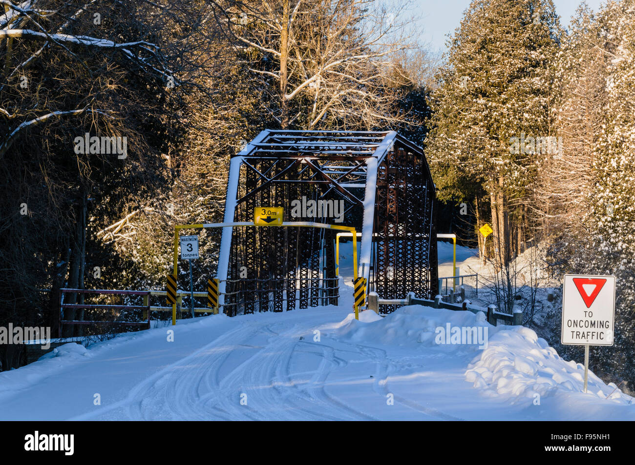 Iron bridge ontario canada hires stock photography and images Alamy