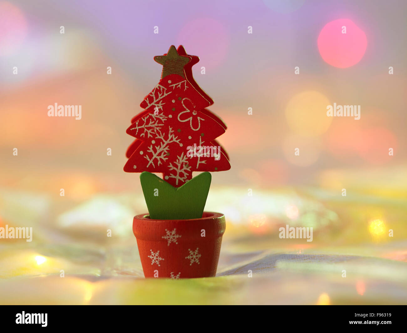 hand make christmas tree with clip Stock Photo Alamy