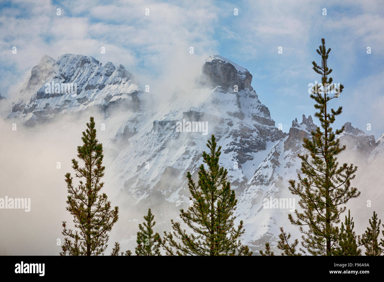 Kootenay mountain ranges hires stock photography and images Alamy