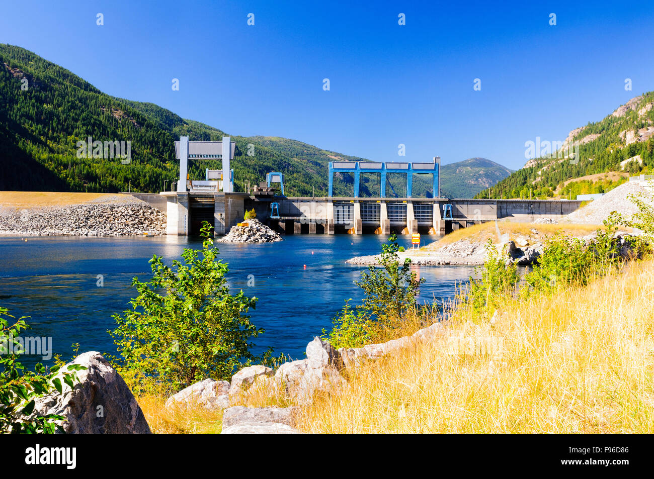 Hugh keenleyside dam hi-res stock photography and images - Alamy